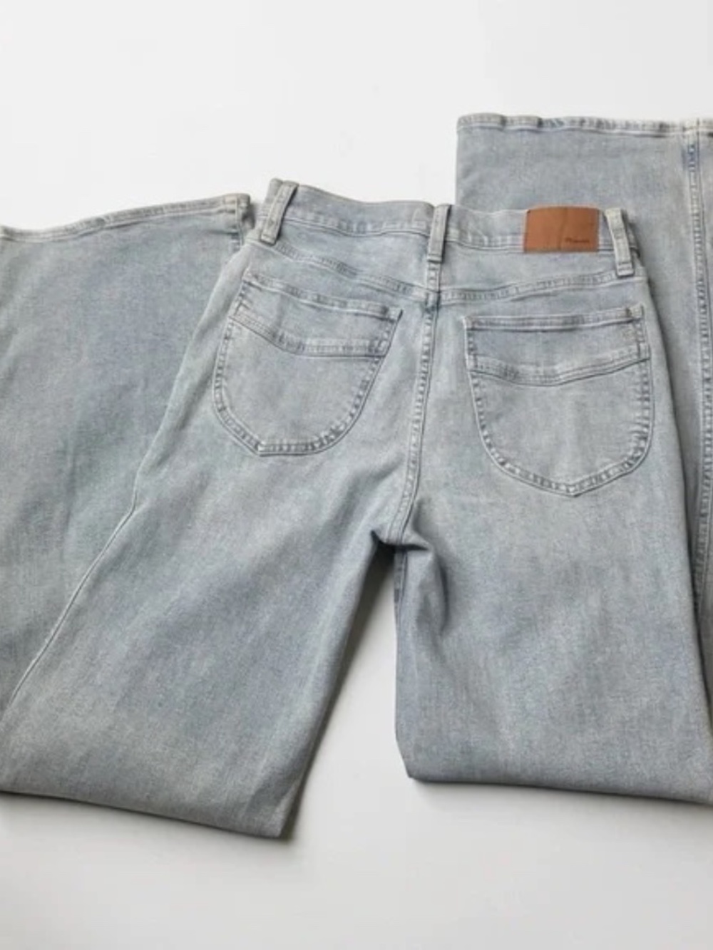 MADEWELL - 11" High-Rise Flare Jeans in Eversfield Wash: Knee-Rip Edition sz 28 - Picture 11 of 12
